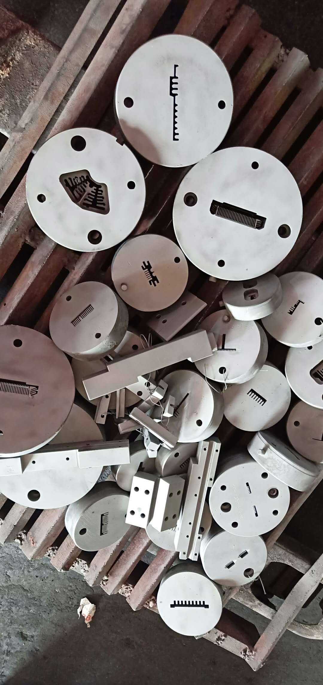 东莞表面麻豆乱伦电影厂